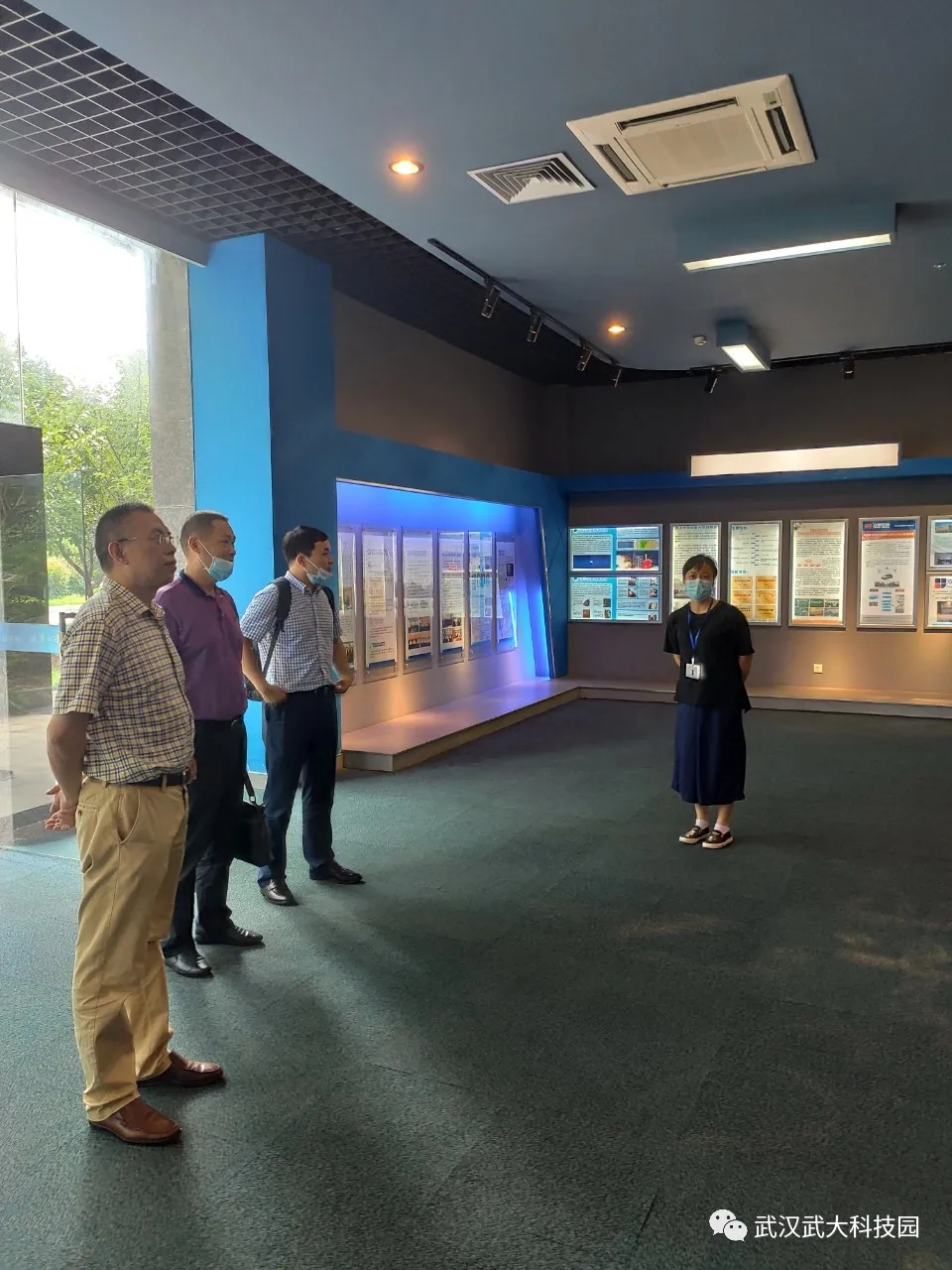 宜昌高新区总工会常务副主席冯和如调研武汉大学科技园